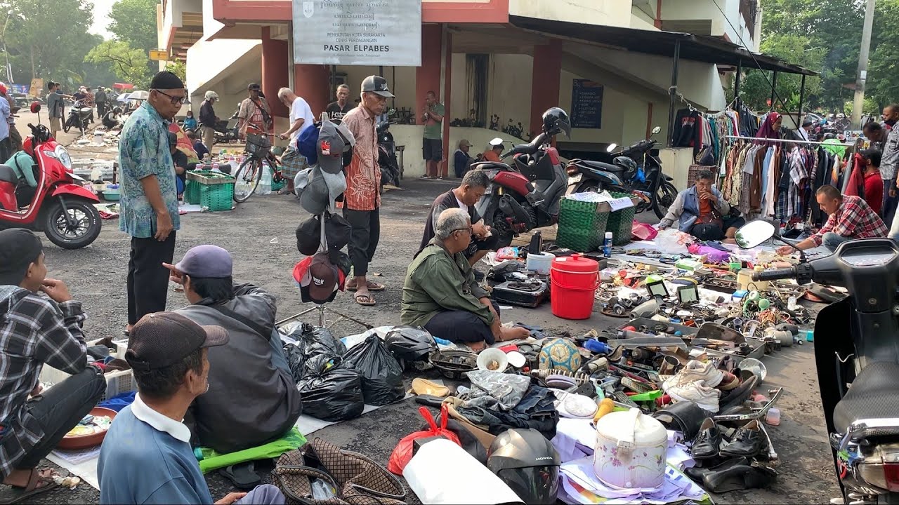 Pasar klitikan Solo Elpabes