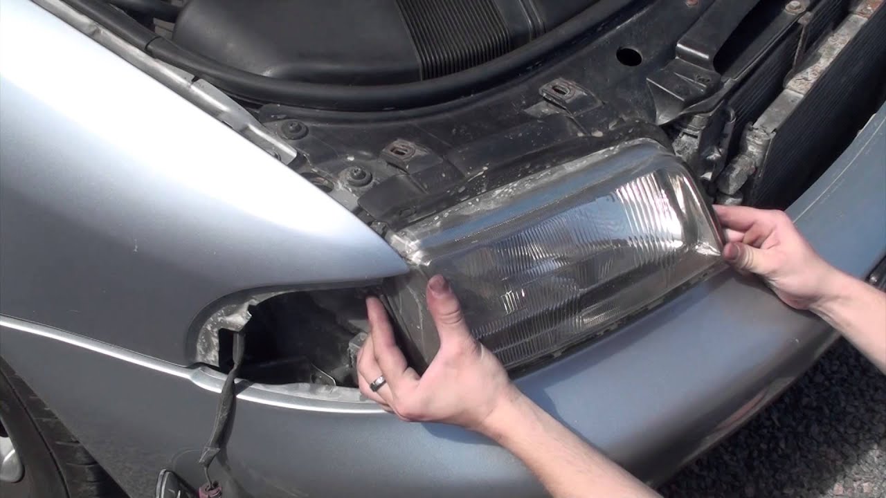Change/Remove headlights on a Audi A4 b5