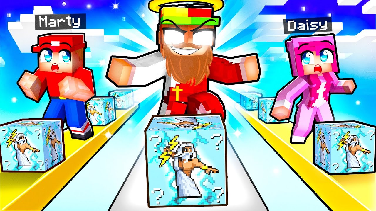 Having A GOD LUCKY BLOCK RACE in Minecraft!