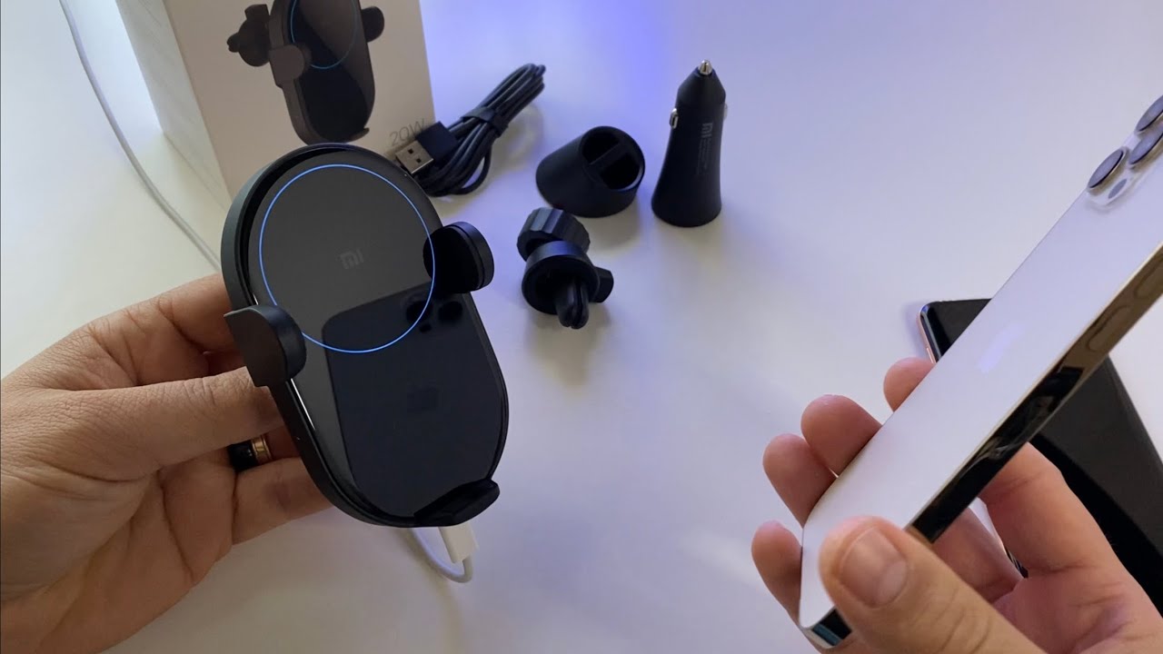 Review Xiaomi Mi 20W fast wireless phone charger + electric arms & fan cooling system