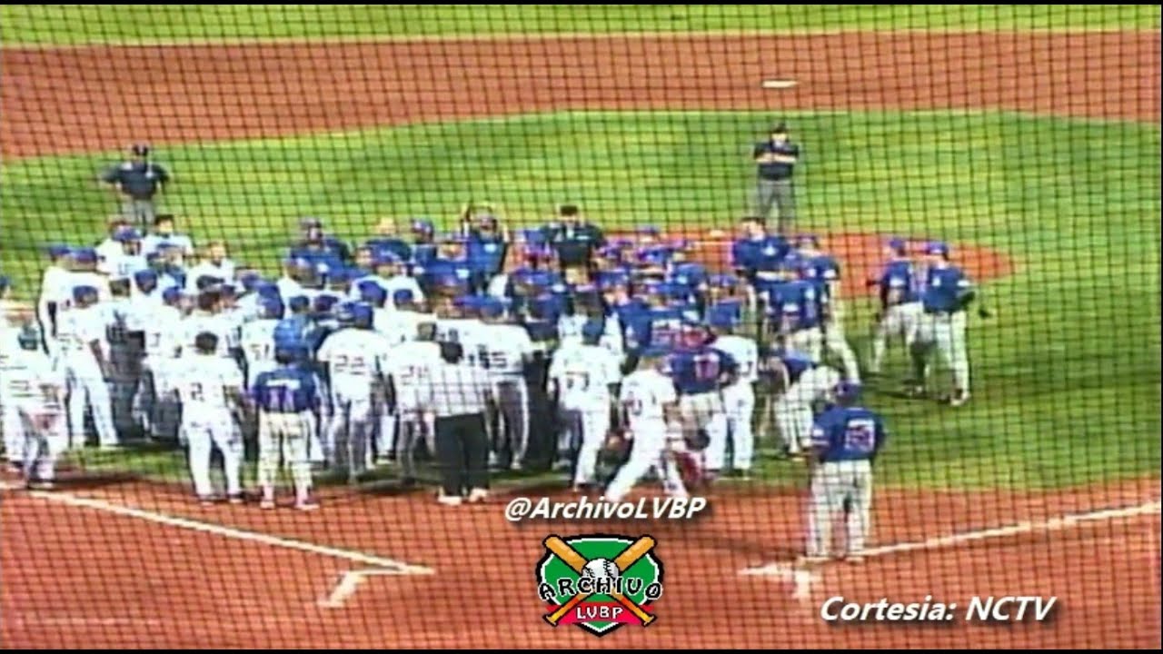 Pelotazo a Richard Paz y Mega Tangana entre La Guaira y Magallanes LVBP Temporada 2001-2002