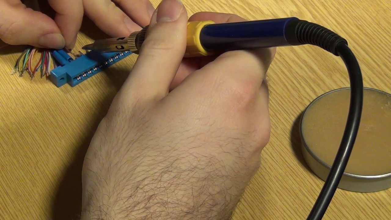 How-To: Floppy-Kabel für Commodore (CBM) PET selbst bauen