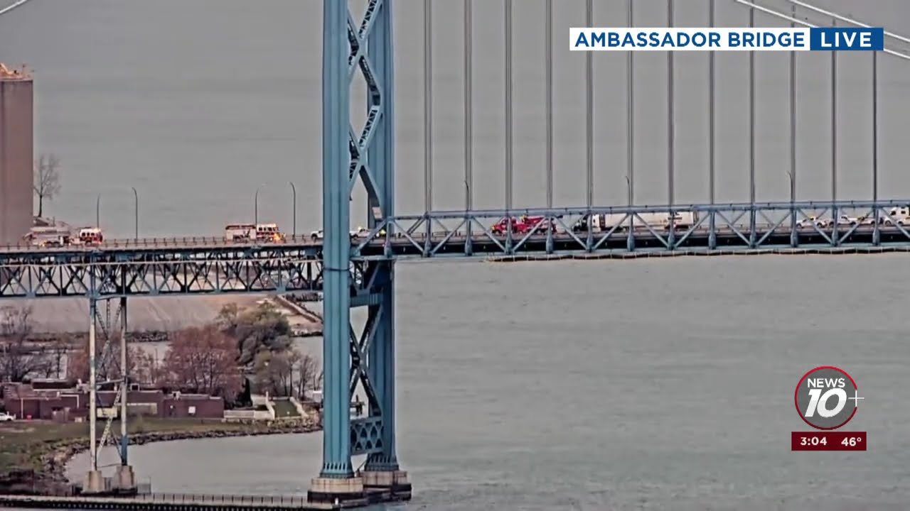Traffic jam on Ambassador Bridge