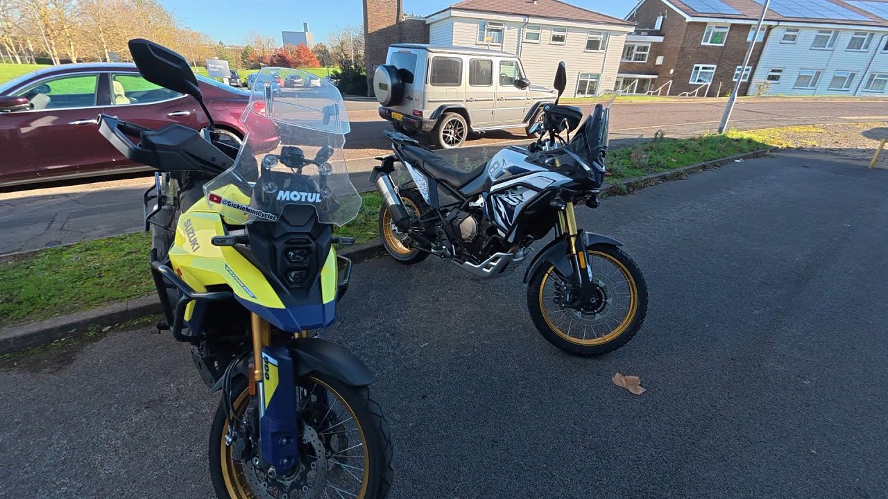Сравнение Voge DS 800 Rally и Suzuki DE 800.