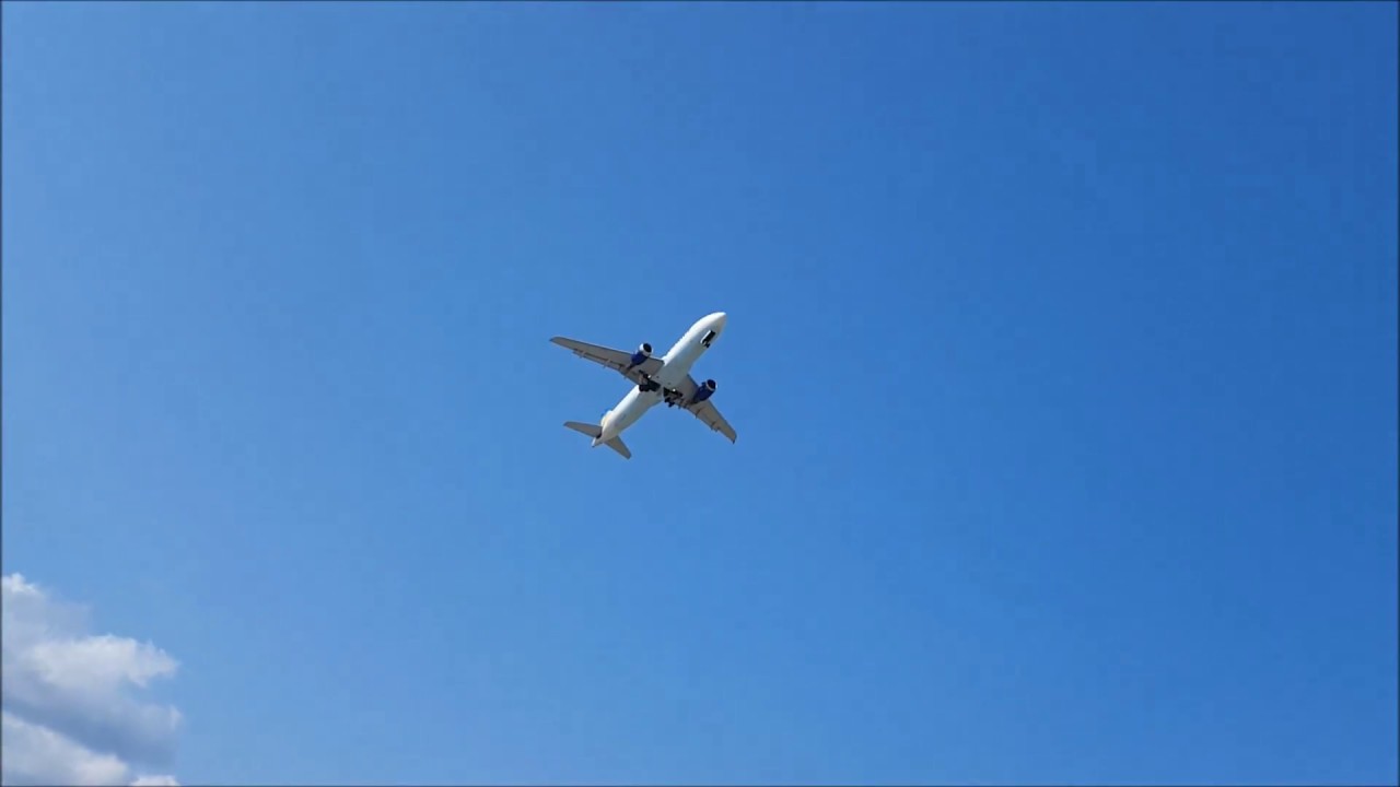 Airplanes Extreme Takeoff at Xanemos Beach, Skiathos Island Greece #SikoStudios