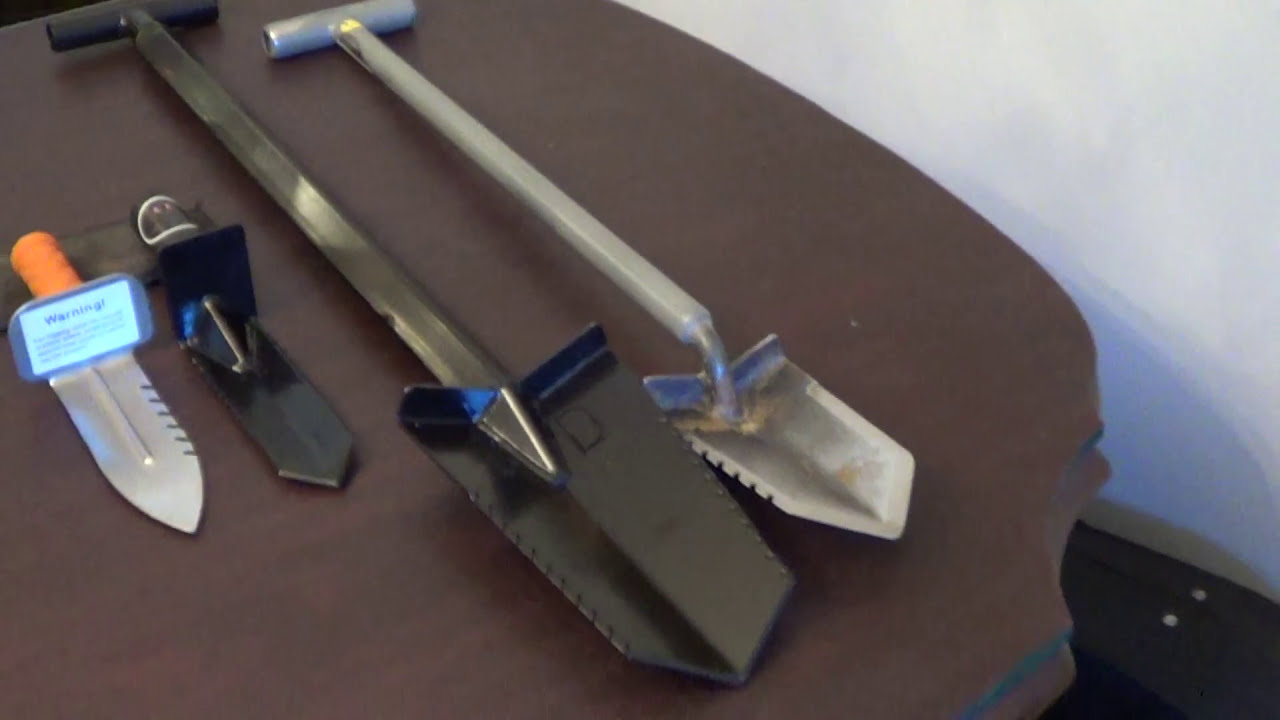 Metal Detecting Digging Tool Comparison: Lesche vs Grave Digger Pt.1
