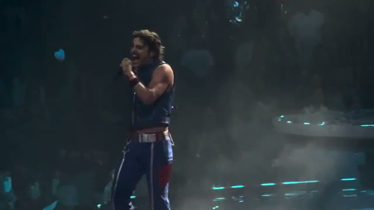 Benson Boone “Mr.Electric Blue” St.Paul,Mn 8/22/25