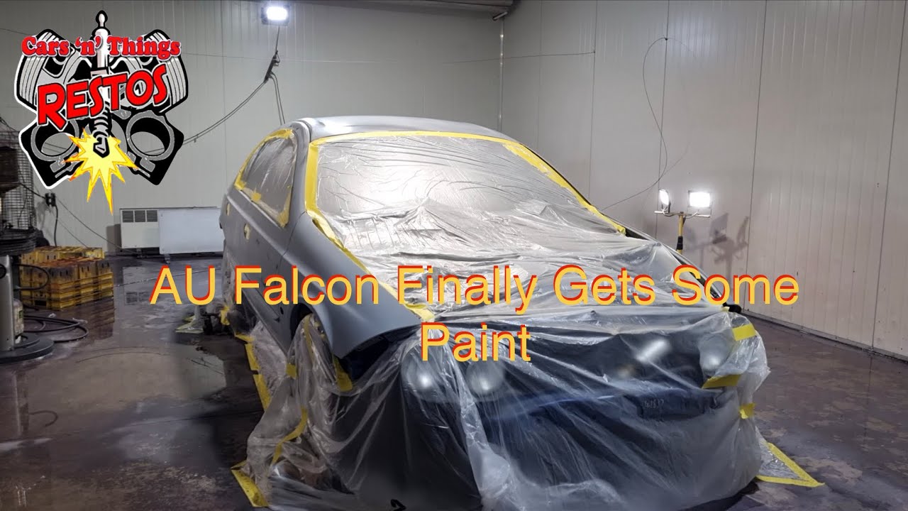 AU Falcon получает покраску