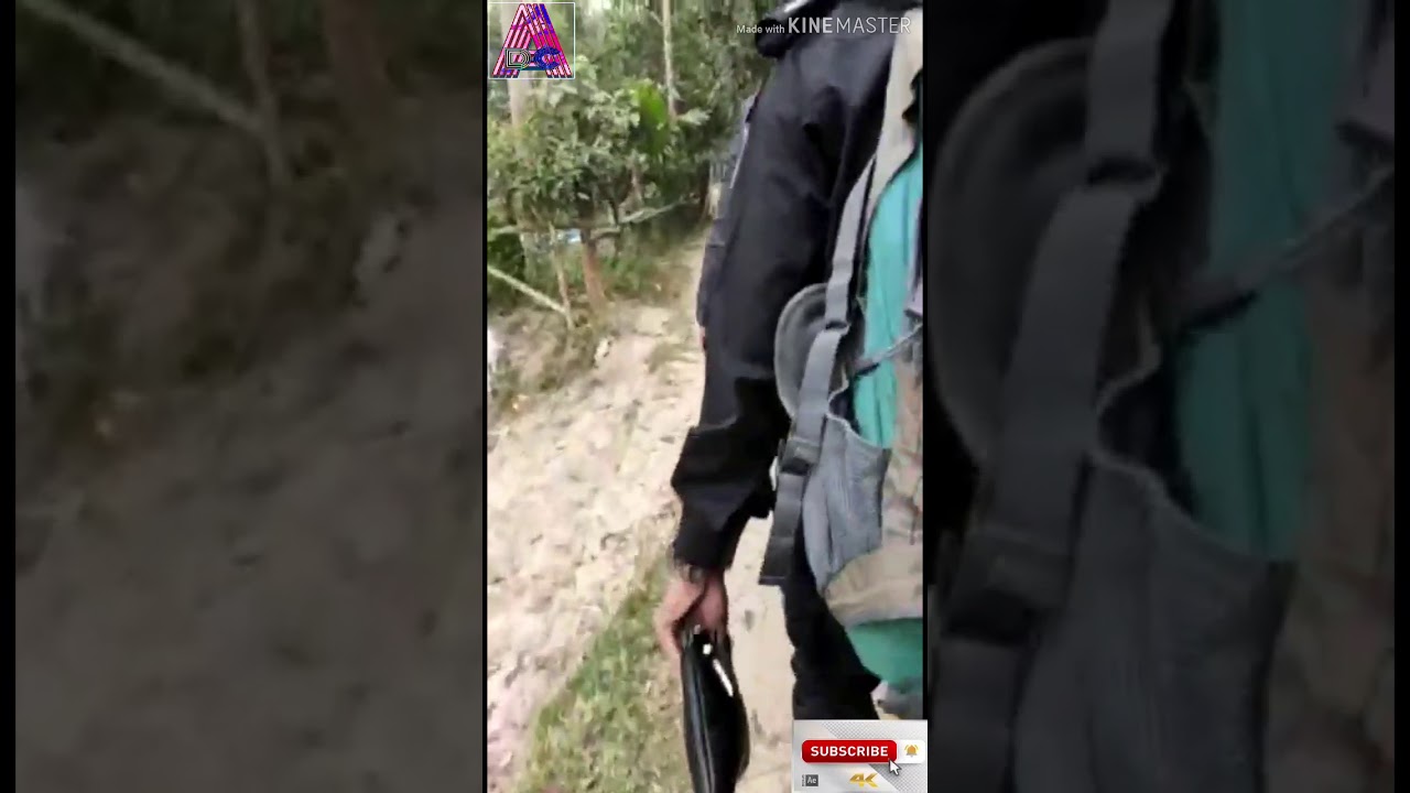 মা কে সারপ্রাইজ দিতে মালয়েশিয়া থেকে না জানিয়ে দেশে আসায়। অসাধারণ সেই মুহূর্ত।#fypシ #youtubeshorts