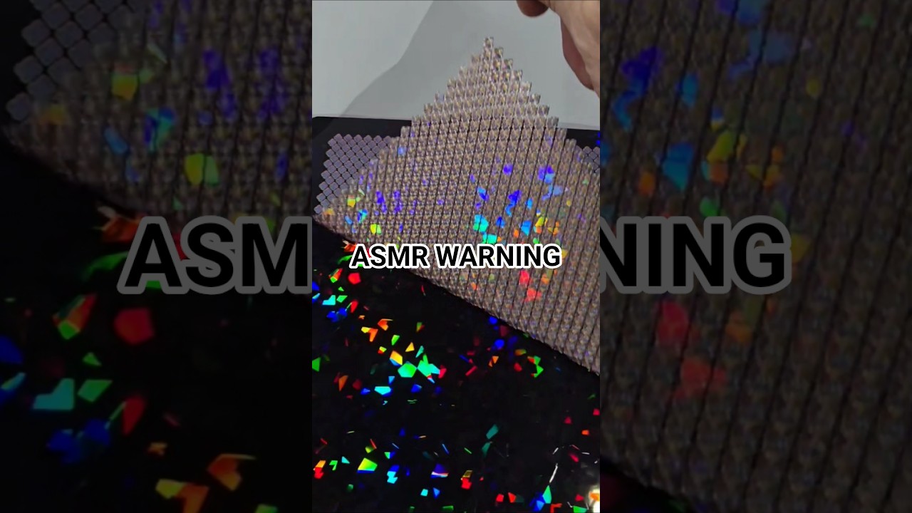 Removing a 3D printed holographic textile from the build plate | ASMR |