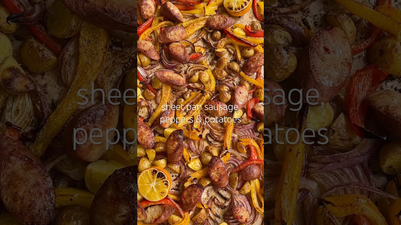 Sheet Pan Sausage, Peppers & Potatoes #sheetpandinner  #dinnerideas #sausage