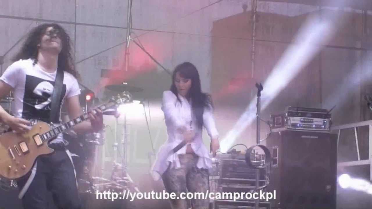 Ewa Farna - EWAkuacja (11-06-2011, Warszawa - Ursynów) HD