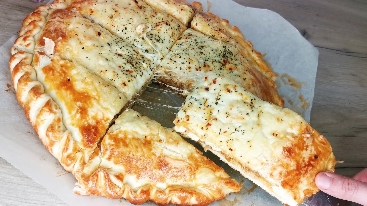 Турецкий пирог с начинкой из курицы и сыра на мягком хлопковом тесте для всех видов выпечки