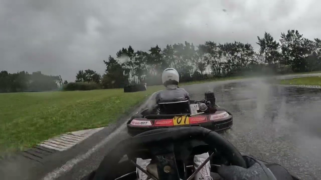 Karting em Bombarral - chuva e vitória!