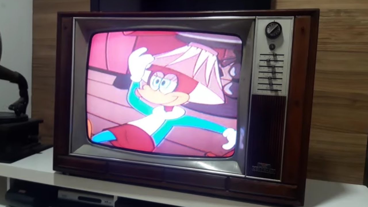 TV ANTIGA COLORADO COLORIDO 1973 VALVULADA , 26 POLEGADAS, MODELO CO C1.