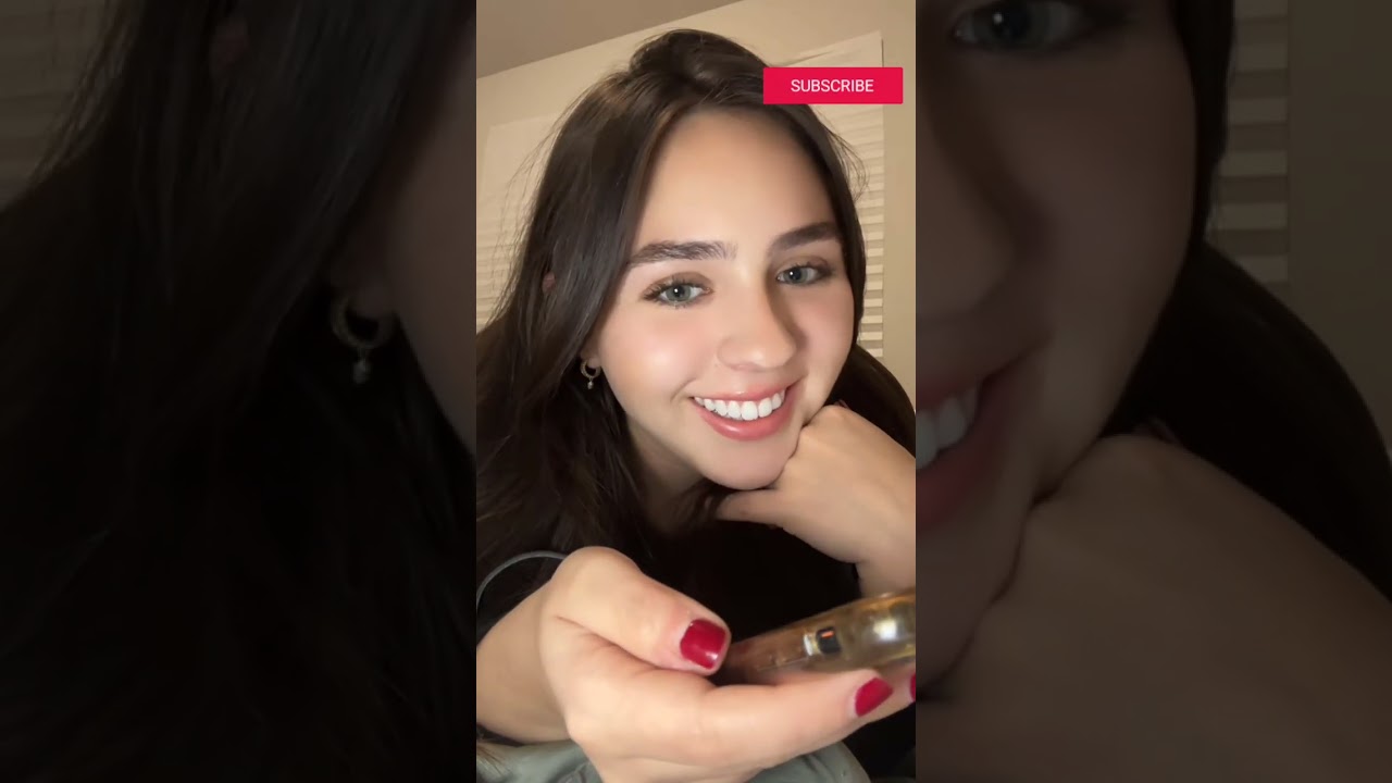 A BEAUTIFUL AND SEXY GIRL'S ROUTINE WHILE LIVE STREAMING IN HER ROOM TALKING ON THE PHONE😊💬