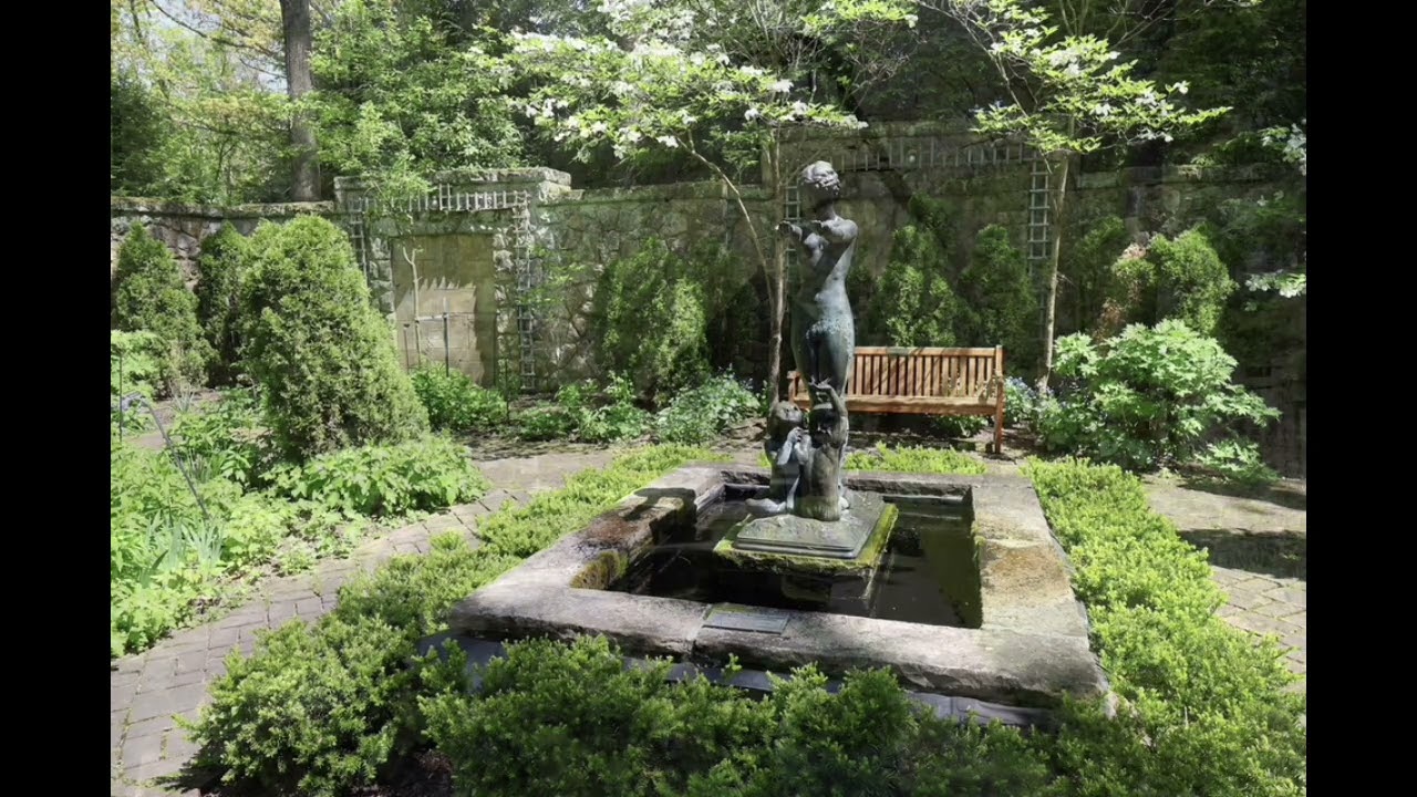 Exploring the Stan Hywet Hall & Gardens in Akron Ohio.
