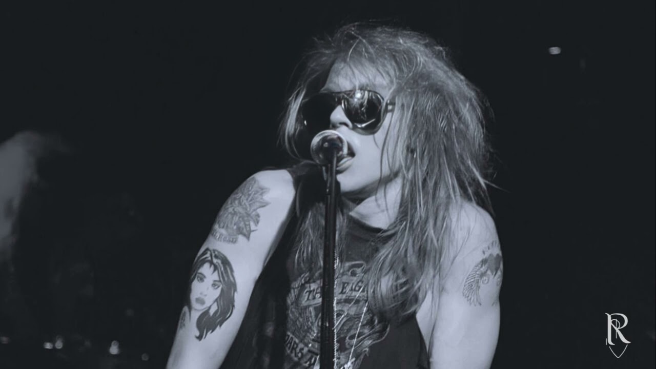 VERY RARE!! The First Time Axl Rose Sang 'Yesterdays' (1988)!