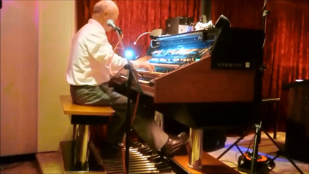 Andrew Gilbert at the Hammond X66 Organ - The Last Waltz