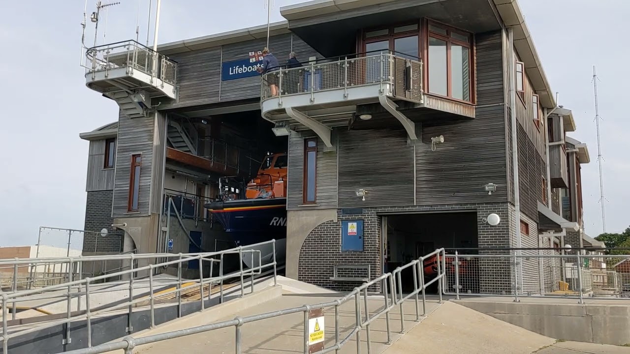 RNLI Shoreham Harbour Lifeboat Launching To Escort HMS Shoreham Into Shoreham For The Last Time