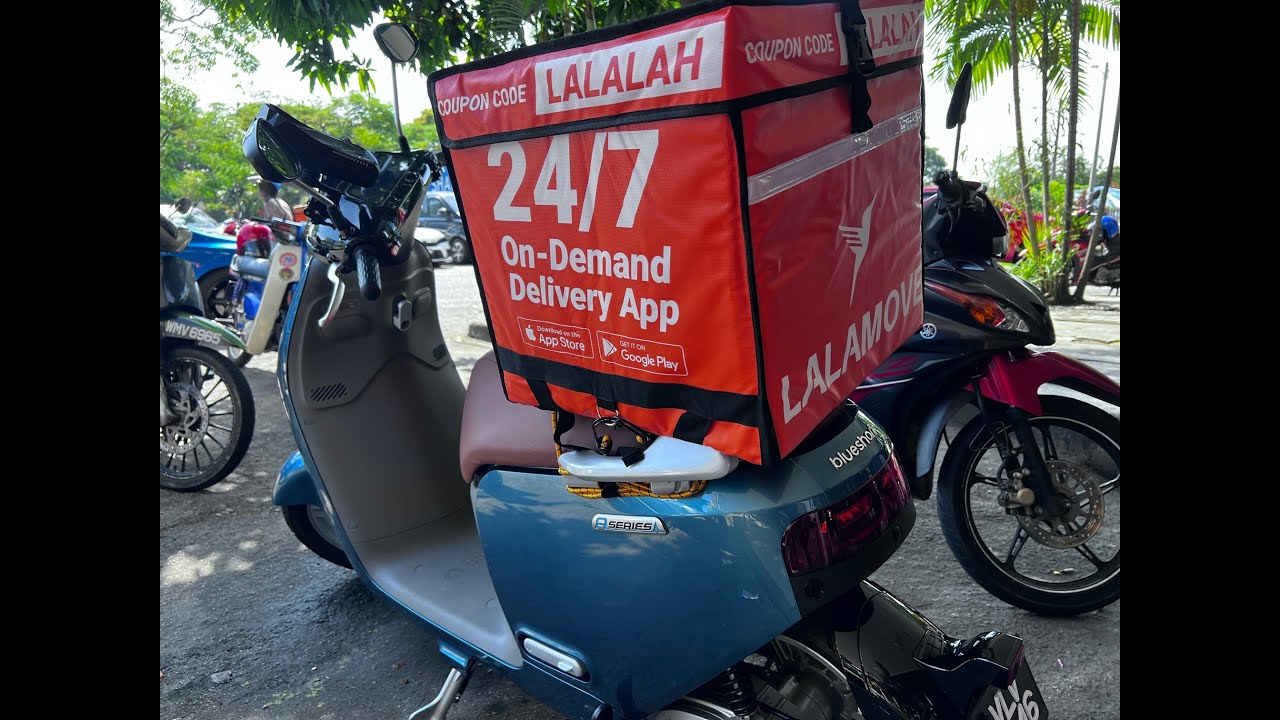 Ber-LALAMOVE dengan BLUESHARK