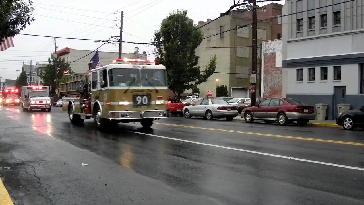POLISH AMERICAN BLOCK PARTY PARADE VIDEOS 7 8 2011 001