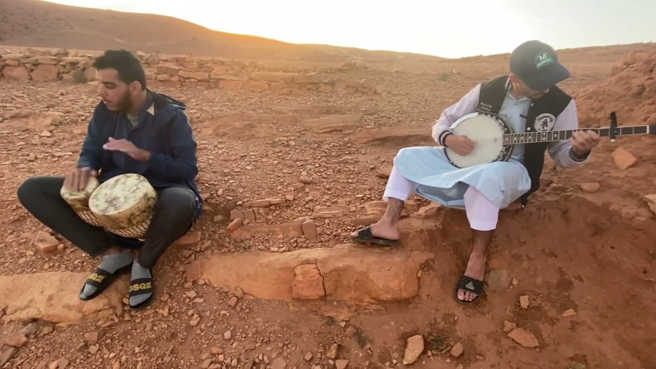 La chanson tikhira izenzaren igout abdelhadi