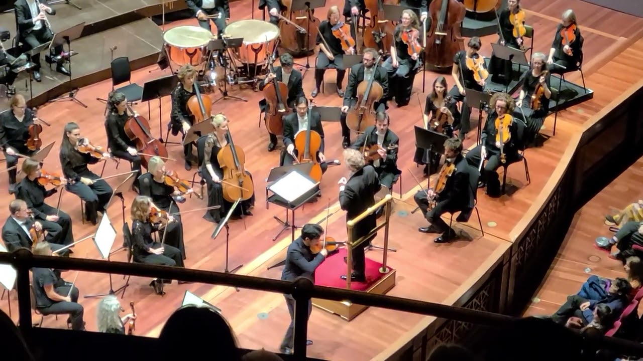 Ray Chen Plays Sibelius Violin Concerto with RSNO in Edinburgh (1st movement)