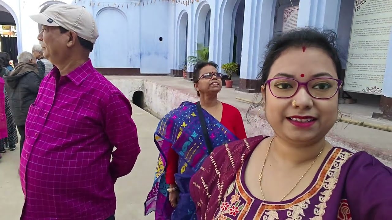 Saradin Santiniketan Ghora r Baire Khawa💕