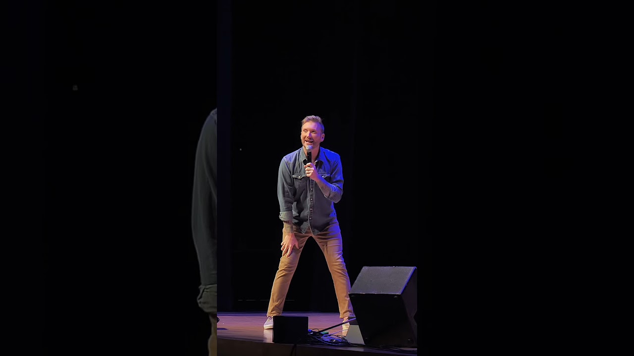 Learning sign language 🤣🤟#standup #standupcomedy #signlanguage #asl #