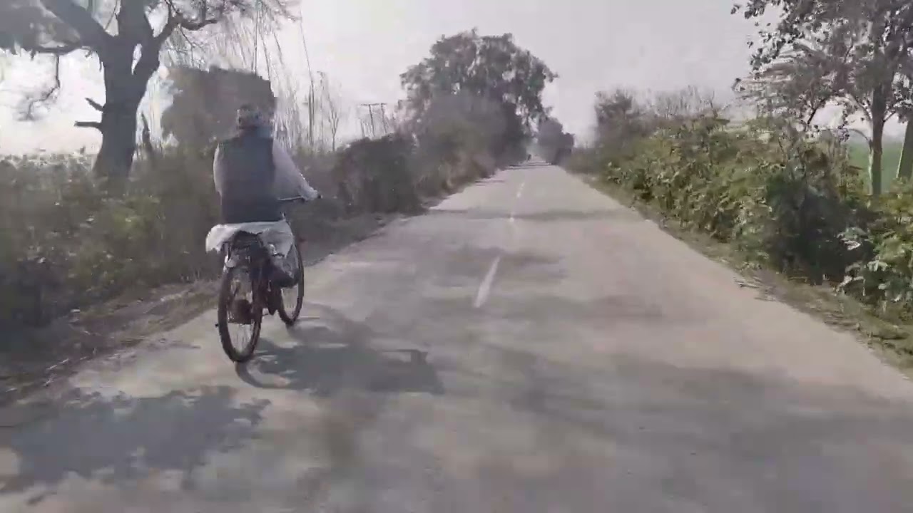 Aaj khet m gye or ye kya kat ne leg