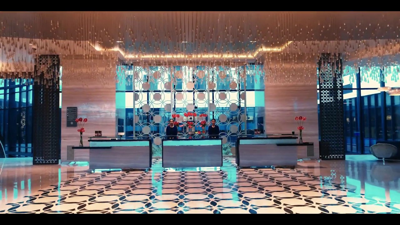Pullman New Delhi Aerocity Hotel