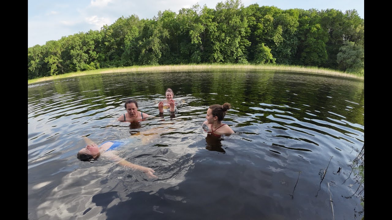 Вікенд біля річки Велика Вись