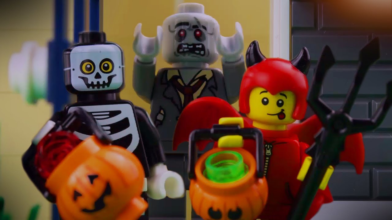 LEGO Halloween STOP MOTION | LEGO City Halloween: Trick or Treat Fail | LEGO City | Billy Bricks