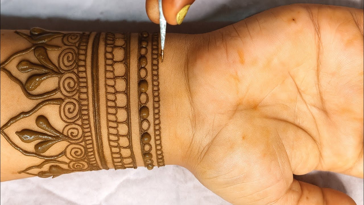 Karva Chauth mehandi design Sneha Mehandi Art 