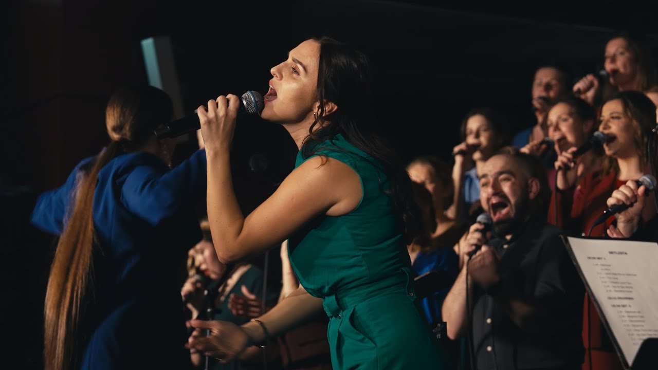 Holy Thou Art God - Krak&oacute;w Gospel Choir (25th Anniversary Live)