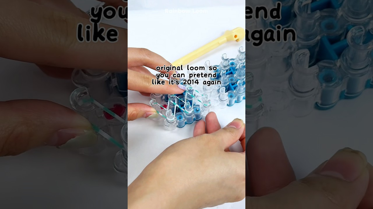 unboxing rainbow loom nostalgia 🌠🌙 btw this is the mega combo set 🖤