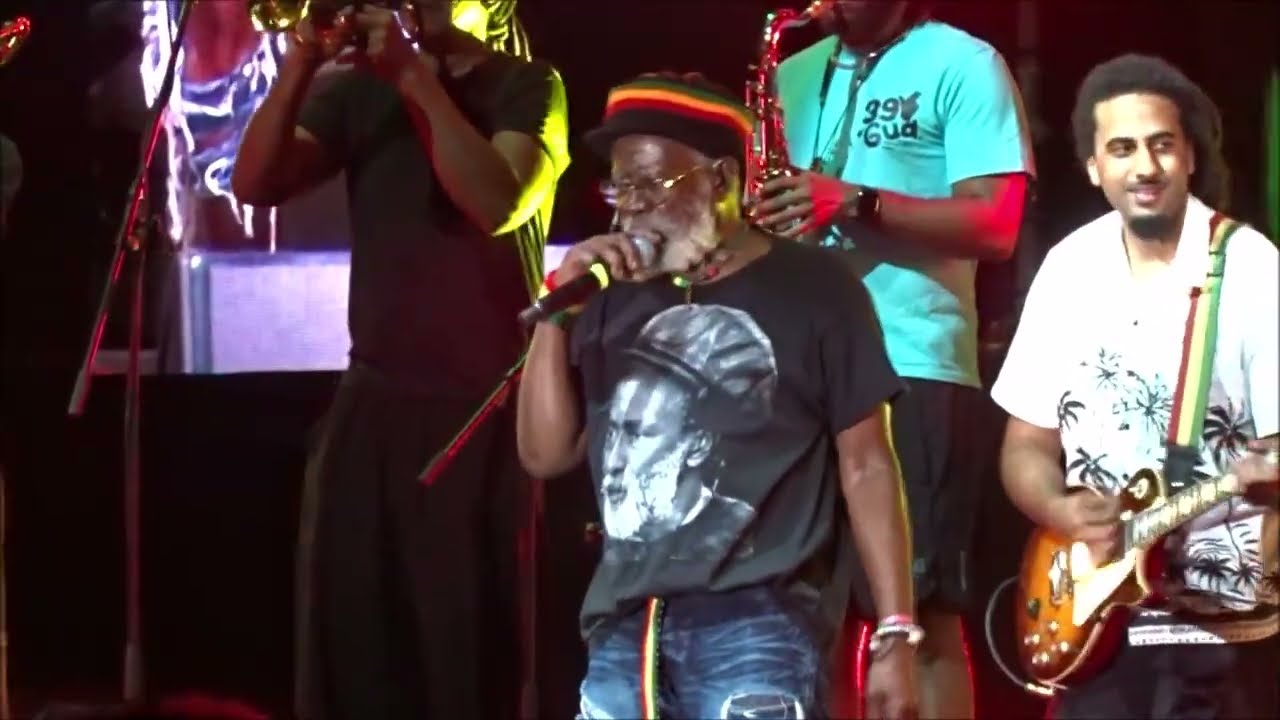 Burning Spear @ 