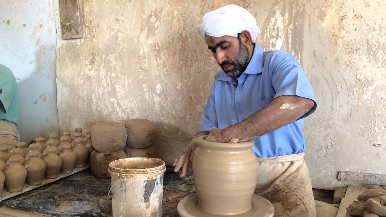حرف يدوية  فخار عالي