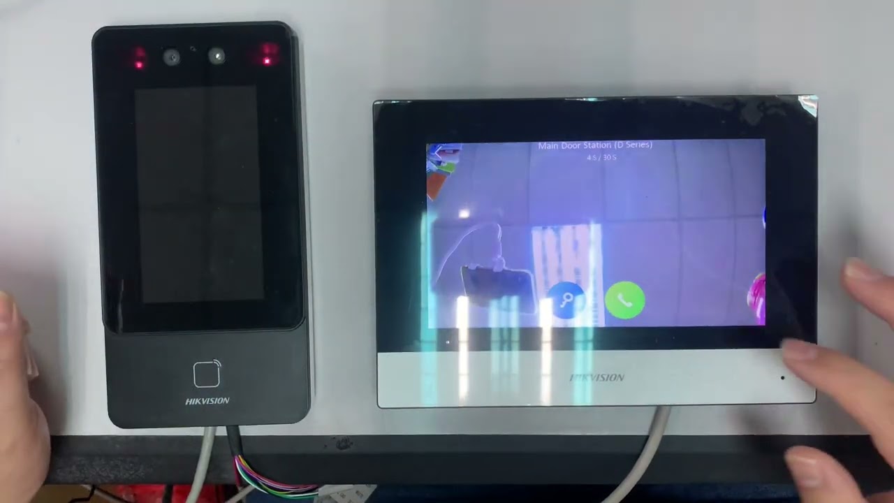 Hik Vision: Face Terminal(DS-K1T342EX) Shortcut call Intercom Indoor Station(DS-KH6320-TE1).