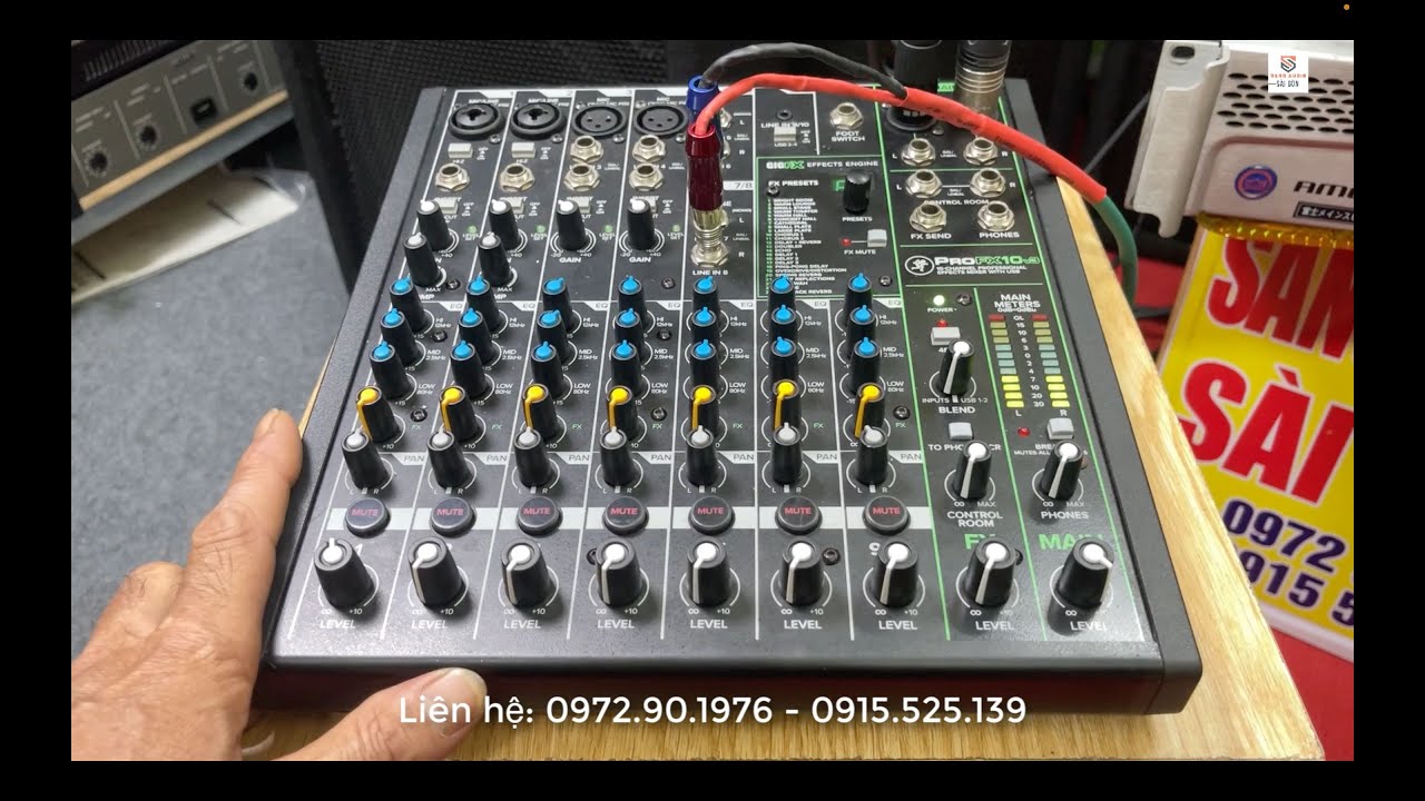 Bàn Mixer Mackie Pro FX10V3 Full Box Còn Mới Nguyên Tại Sang Audio