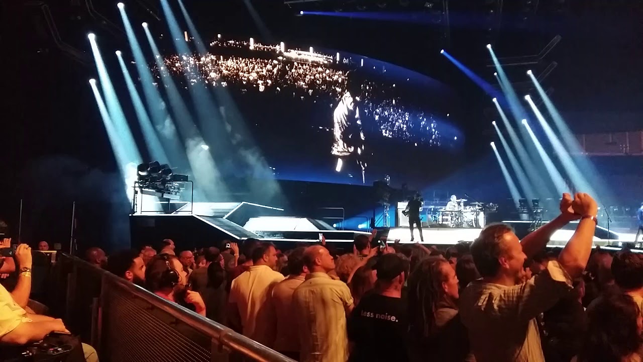 Muse at the o2 - Hysteria