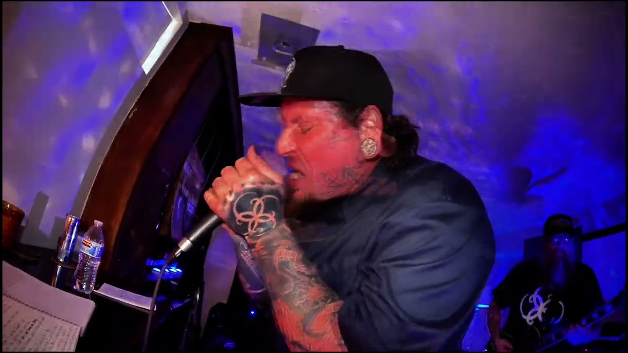 Rattlehead (Official Music Video)