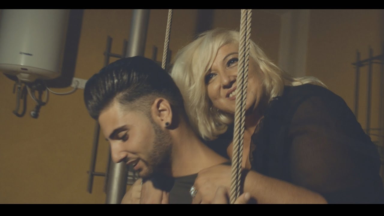 Pedro El Flamenkito - A Mi Madre  (Video Oficial)