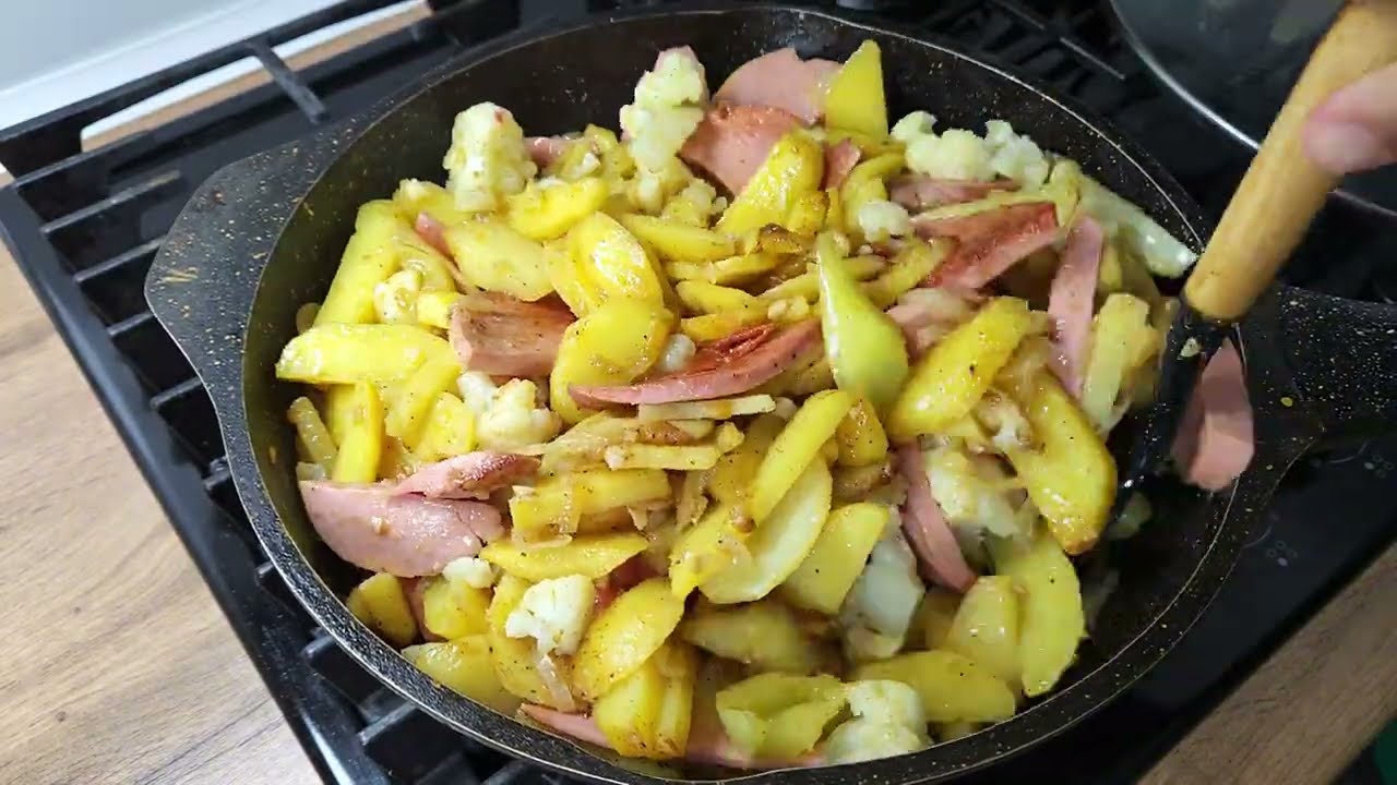 Fried Potatoes with Sausage and Potatoes #potatoes #potatoesrecipes