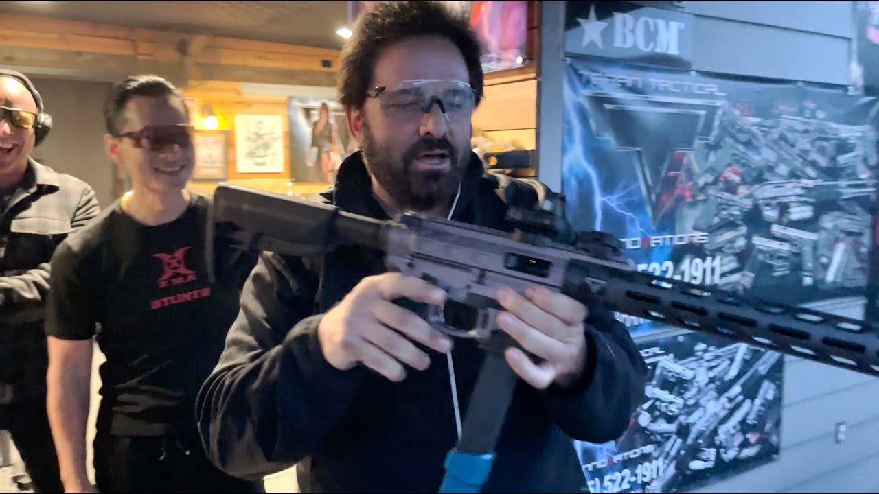 Taran makes the TR9 Sing for @TheRealTank and Mike Kroeger of @nickelback