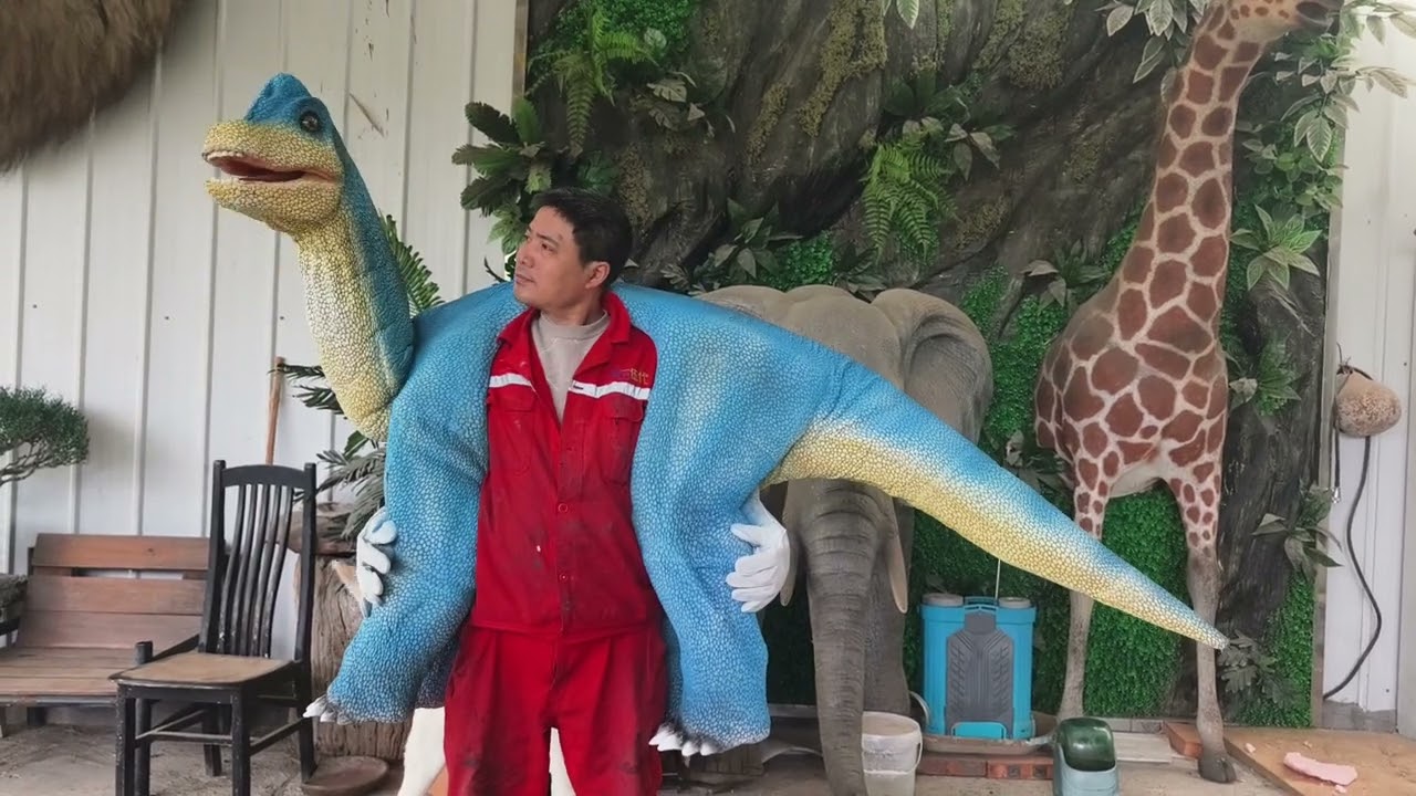 Cute& Adorable Brachiosaurus Puppet on Shoulder | Dinosaur Puppet