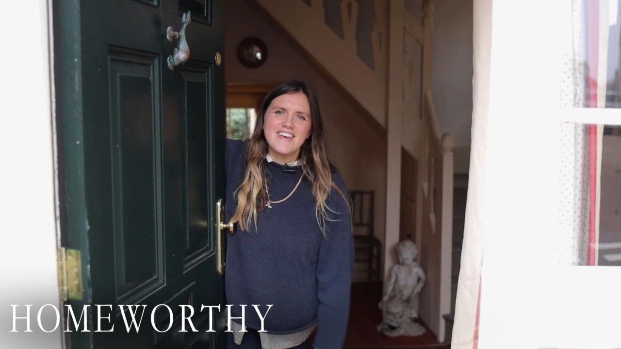 A English Home Filled With History and a Hidden Mural | HOUSE TOUR