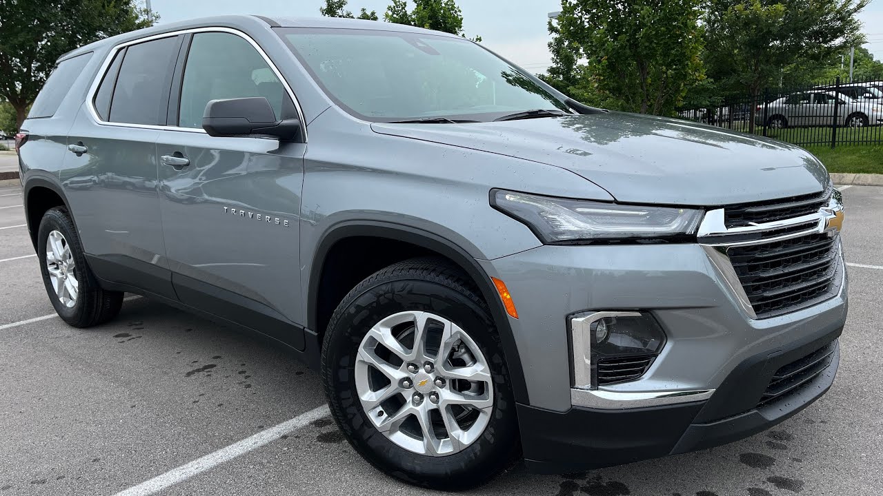 2023 Chevrolet Traverse LS 3.6 POV Test Drive & Review