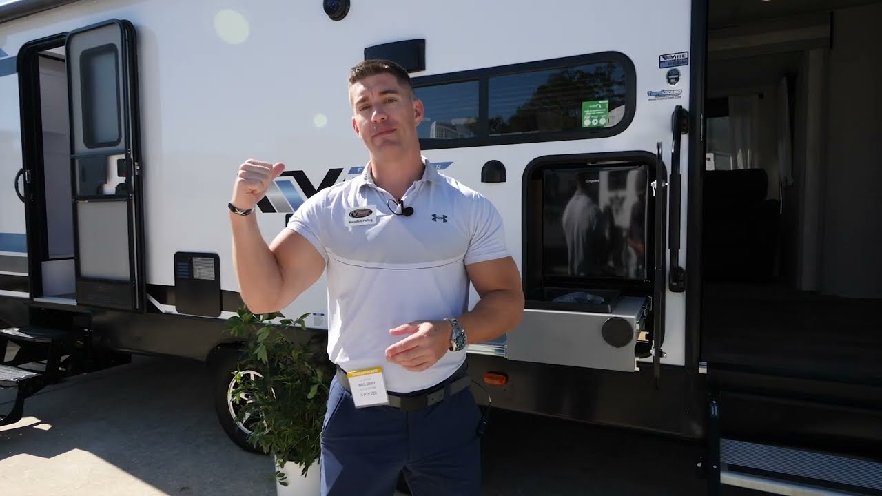 Tour the 2022 VIBE 26BH Travel Trailer
